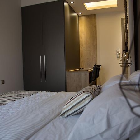 B. U. Luxury Apartments Аспровалта Екстериор снимка