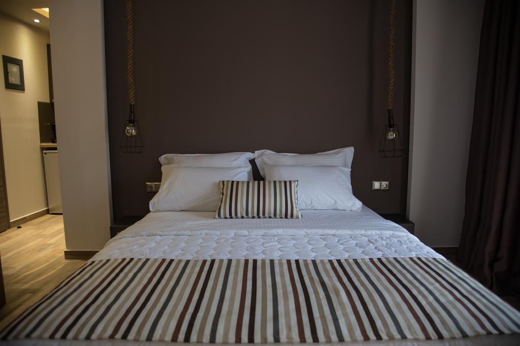 B. U. Luxury Apartments Аспровалта Екстериор снимка